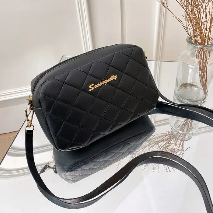 2023 gland petit sac de messager pour les femmes tendance Lingge broderie caméra femme sac à bandoulière mode chaîne