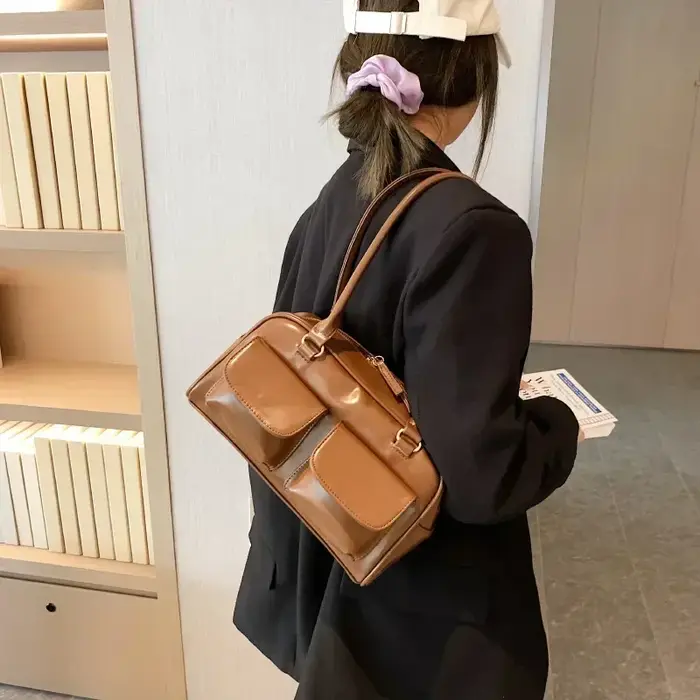 Rétro rouge femmes sacoche Hobo sac en cuir verni Multi poche luxe concepteur sac à main femme épaule sous les bras sac