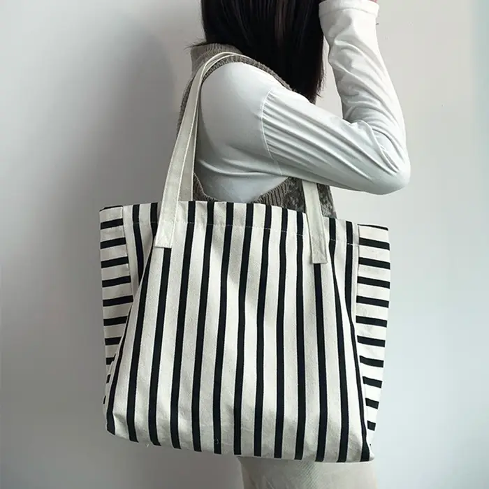Nouveau sac fourre-tout de plage mode femmes toile été grande capacité rayé sac à bandoulière