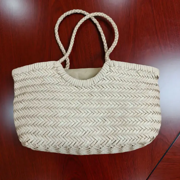 Sac fourre-tout en cuir véritable tressé à la main pour femme