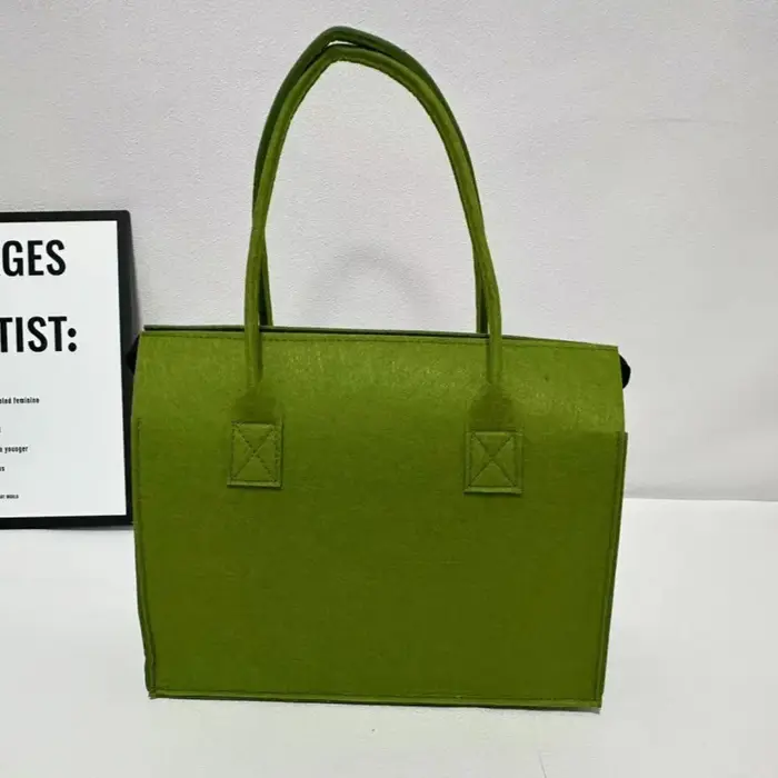 Sac en feutre, petit sac fourre-tout