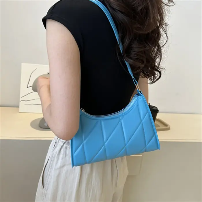 Sac à bandoulière noir tendance pour femmes