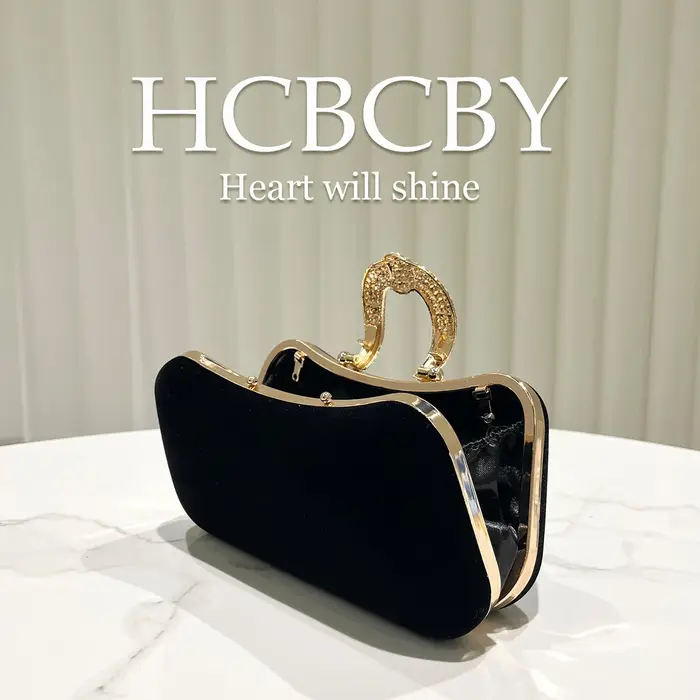 Sac à main en velours noir élégant et brillant