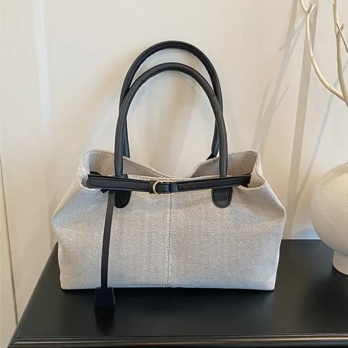 Sac fourre-tout élégant en mélange de lin avec poignées en cuir et détail boucle, sac à main chic à