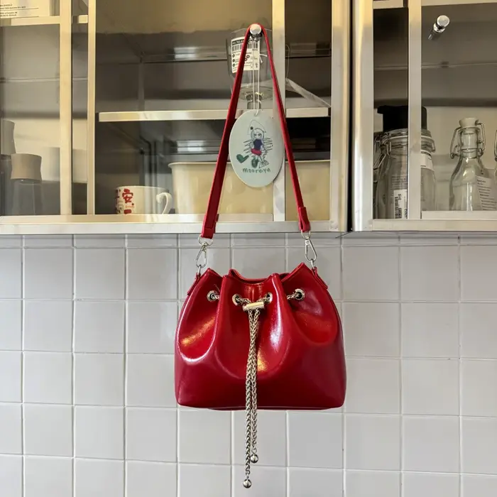 Sac à bandoulière argenté de luxe pour femmes