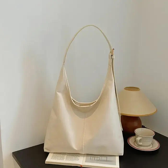 Nouveau sac fourre-tout Vintage grande capacité Simple sac à bandoulière pour femmes sac Hobo pour f