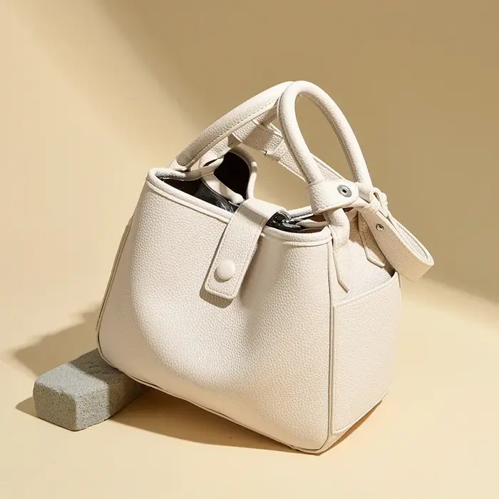 Sac Seau Tendance Style Urbain 2025 – Nouveau Sac à Main Femme en Cuir PU