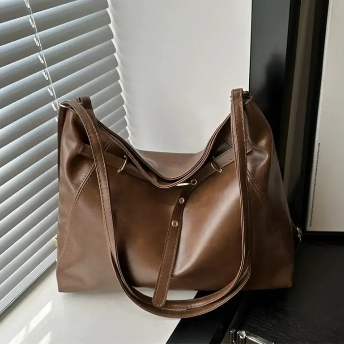 Rétro grande capacité femmes sac fourre-tout à la mode décontracté Double épaule sac à dos pour automne hiver nouveauté