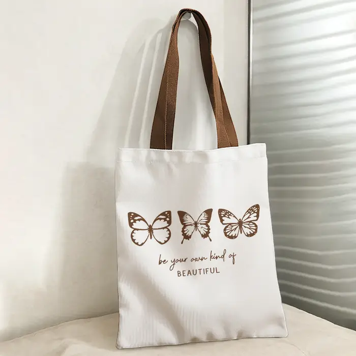 Sac fourre-tout à bandoulière de grande capacité avec imprimé de lettres inspirantes et motif papillon marron