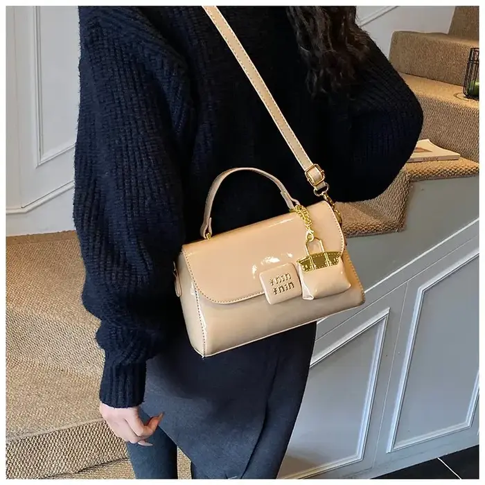 Sac à langer élégant de style rétro : Sac à main de luxe pour femme, style unique et grande capacité