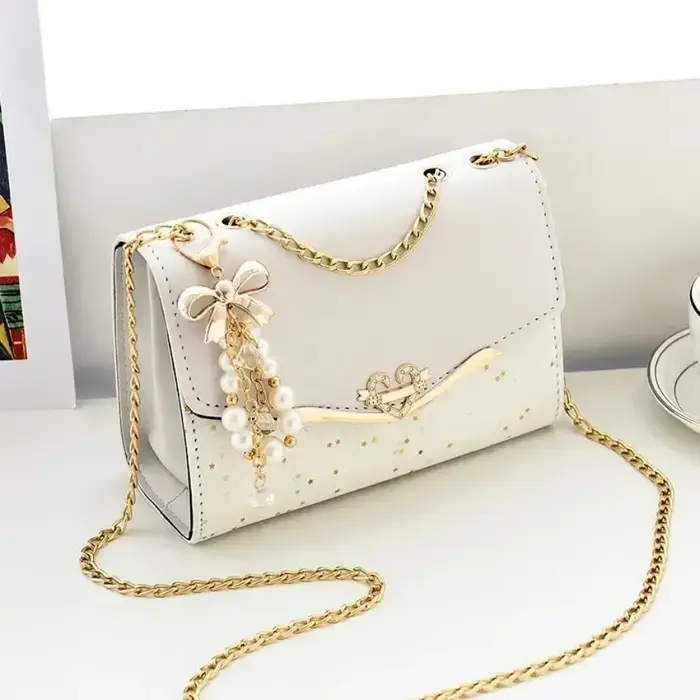 Pochette dames sac à main en cuir PU avec pendentif gland sac de messager de mode femmes