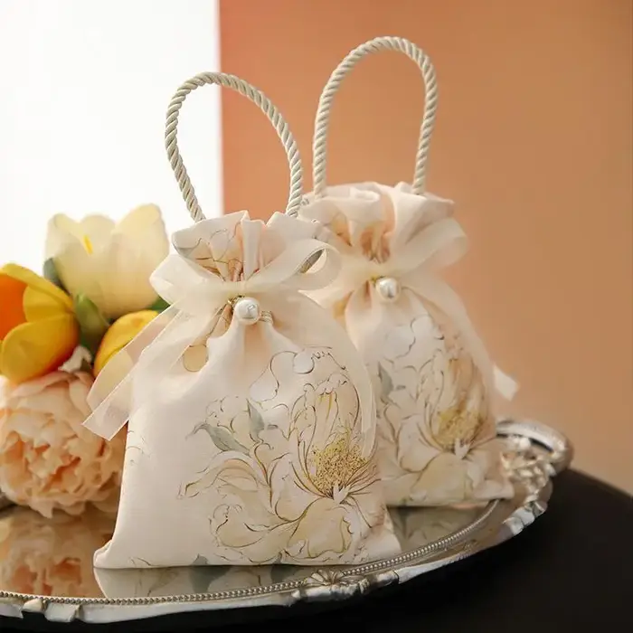 1 pièce Sac fourre-tout cadeau à cordon avec nœud floral élégant pour femmes