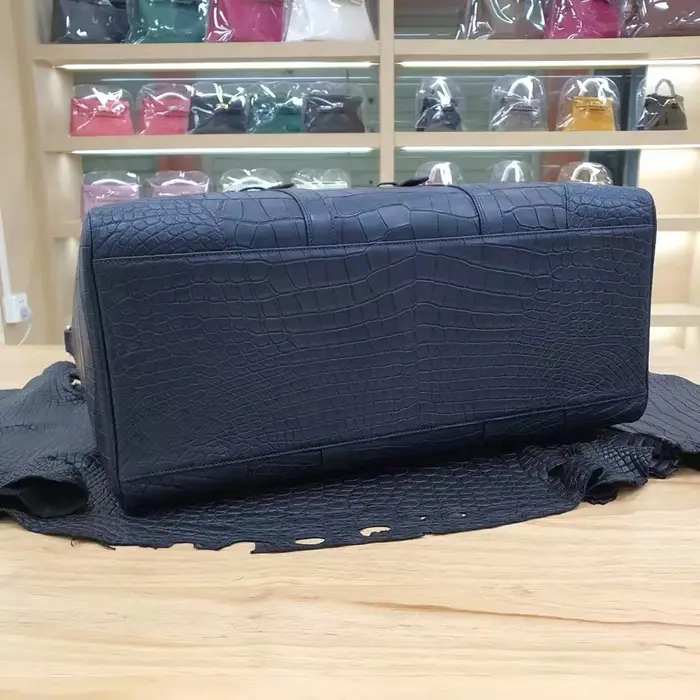 Sac de voyage de luxe en cuir de Crocodile véritable marron