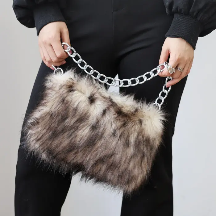 Sac à main de luxe en peluche pour femmes