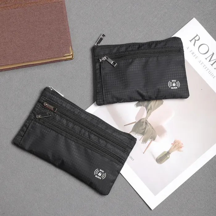 Ensemble de pochettes pour passeport RFID