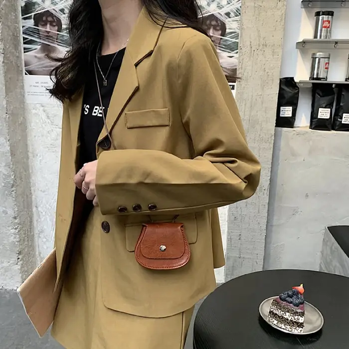 Mini sac à bandoulière en cuir pour femme