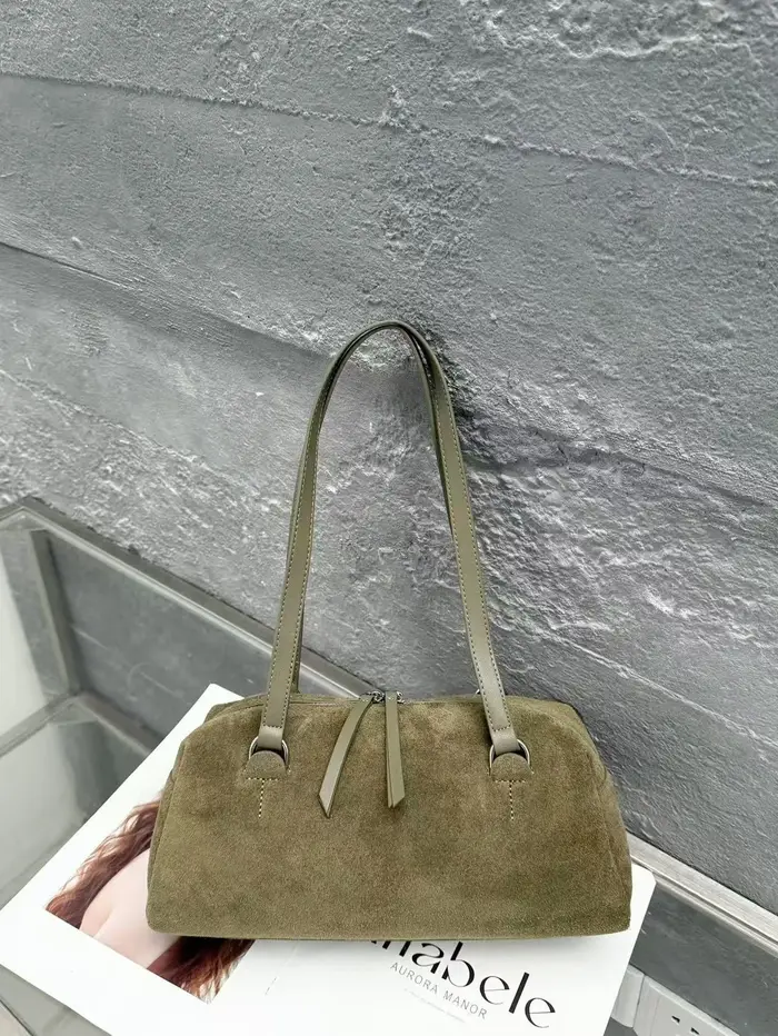 La première couche de sac de bowling Boston givré rétro en peau de vache avec un sac fourre-tout à une épaule de grande sensibilité et de grande capacité.