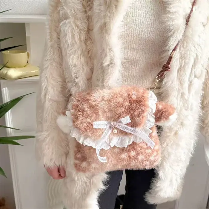 Sac à bandoulière en peluche avec ruban tacheté de cerf japonais
