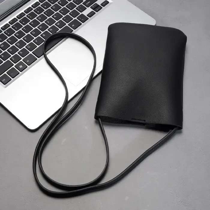 Petit sac à bandoulière en cuir pour femmes