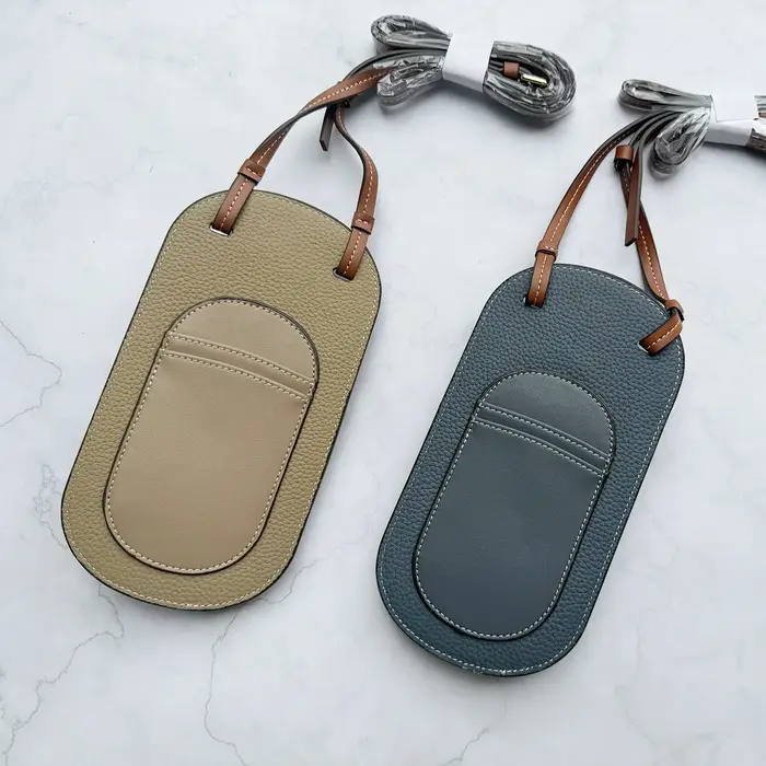 Sac bandoulière en cuir léger et tendance pour femme