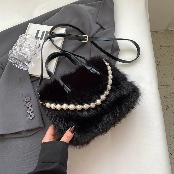 Sac fourre-tout en fausse fourrure pour femmes