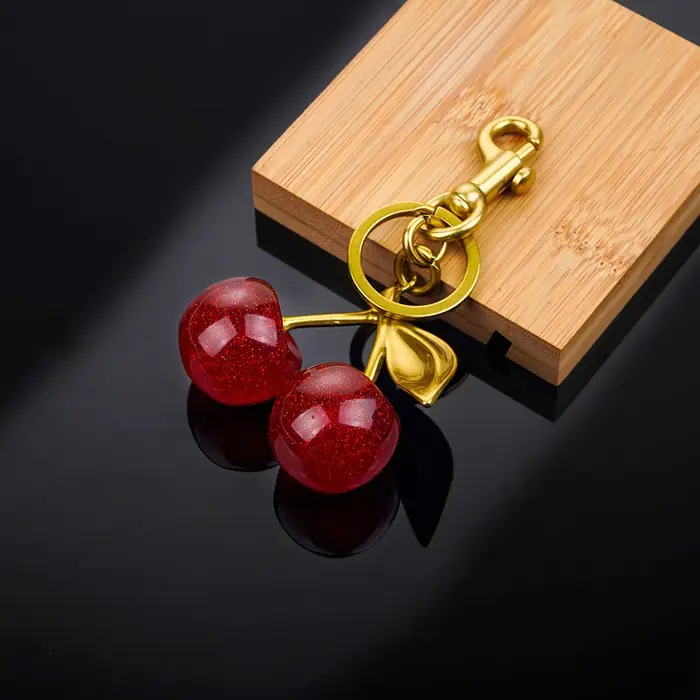 Porte-clés pendentif de sac à main à breloque cerise pour femmes