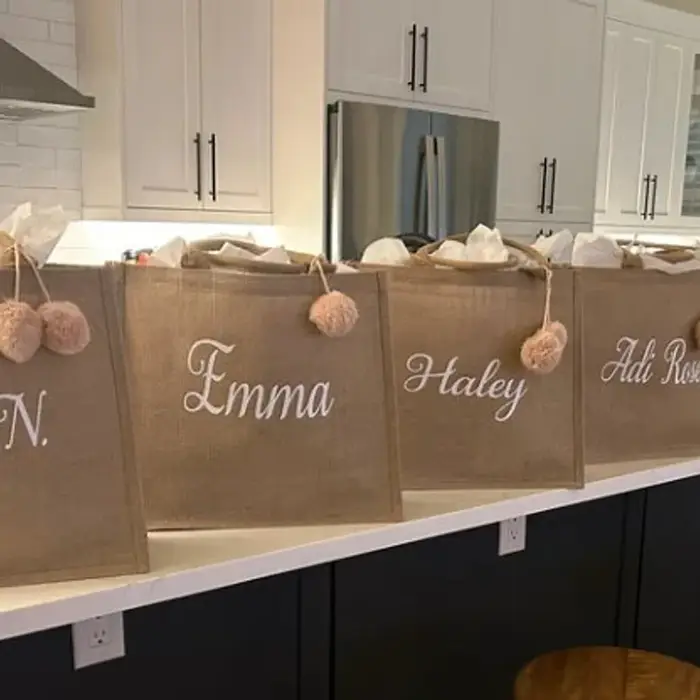 Sac fourre-tout en toile de jute personnalisé avec nom