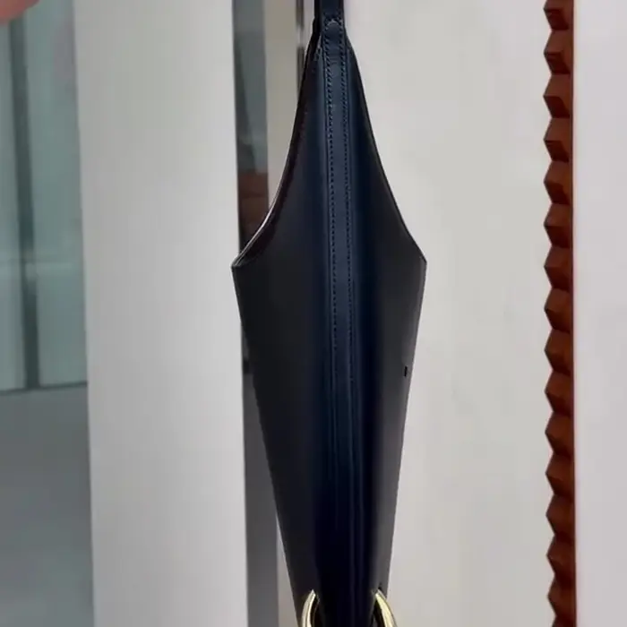 Sacs à main demi-lune fins en cuir véritable personnalisés avec initiales pour femmes sacs à main et