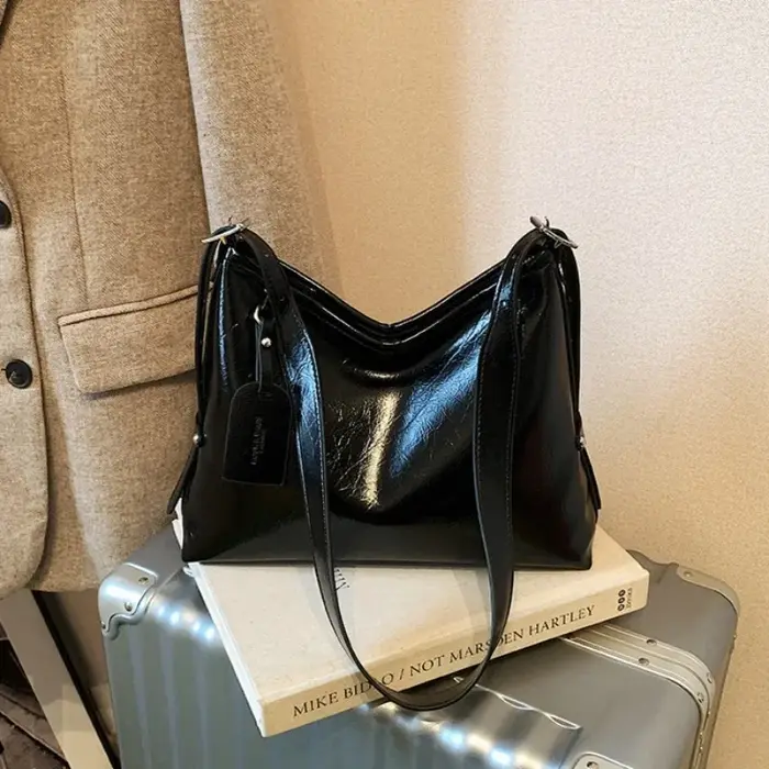 Sac à main en cuir chic et classique pour femme