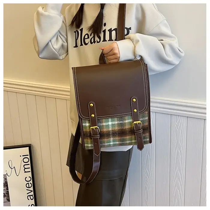 Mode PU Plaid sac à dos personnalité étudiant anglais femme loisirs sport sac à dos pour les adolescentes de l'école filles
