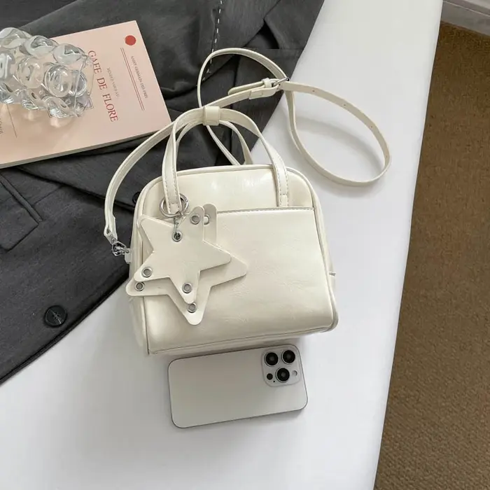 Sac à main en cuir souple pour femme