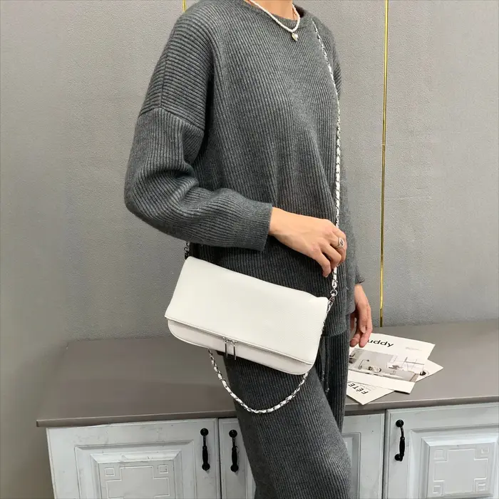 Nouveau Sac à Main Femme ZV 2026 - Sac Bandoulière Multifonctionnel - Petit Sac Carré Tendance - Avec Logo Ailes