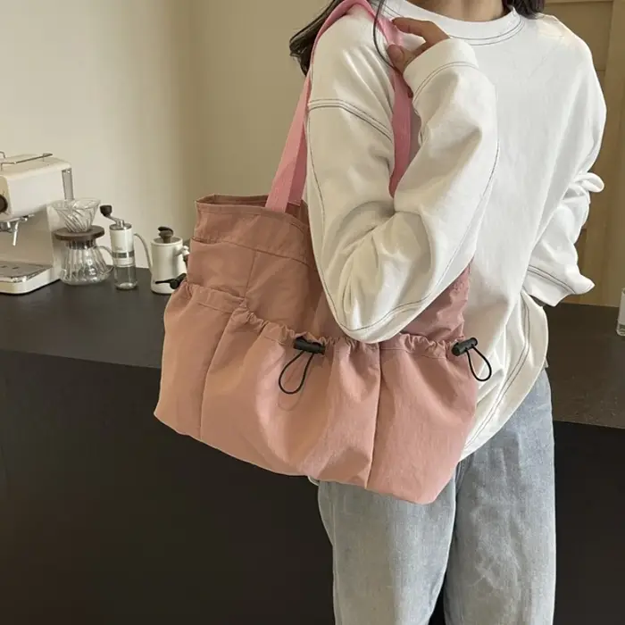 Sac fourre-tout de grande capacité