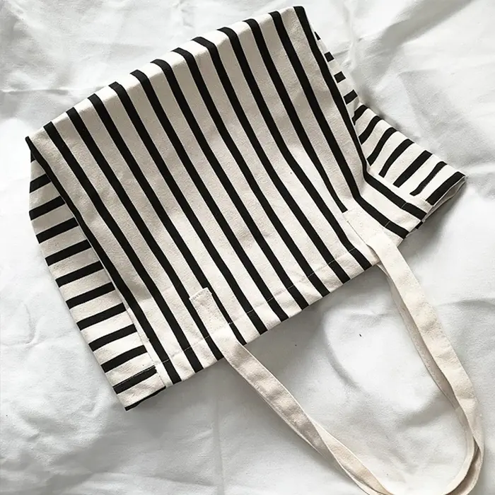 Nouveau sac fourre-tout de plage mode femmes toile été grande capacité rayé sac à bandoulière