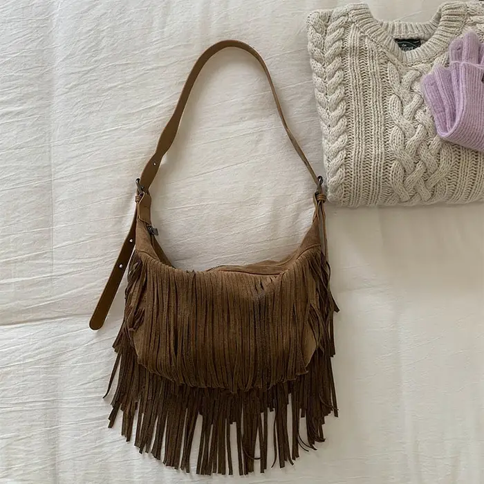Sacs à bandoulière Vintage en cuir PU pour femmes, sac à pompon à la mode, rétro, nouvelle collectio