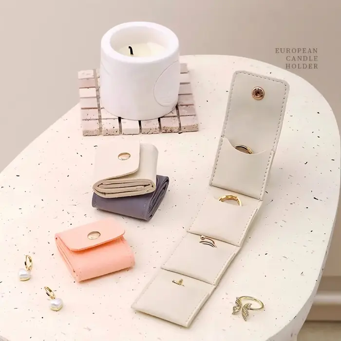 Lot de 2 mini pochettes à bijoux en cuir PU
