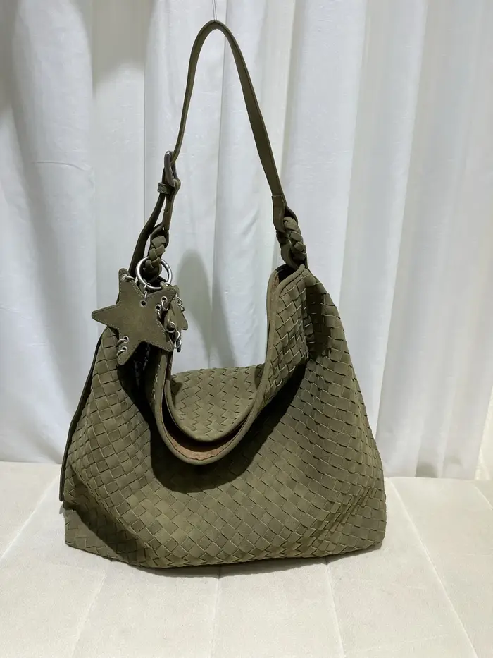 Sac à main à bandoulière en velours côtelé pour femmes, sac à bandoulière simple décontracté à la mo
