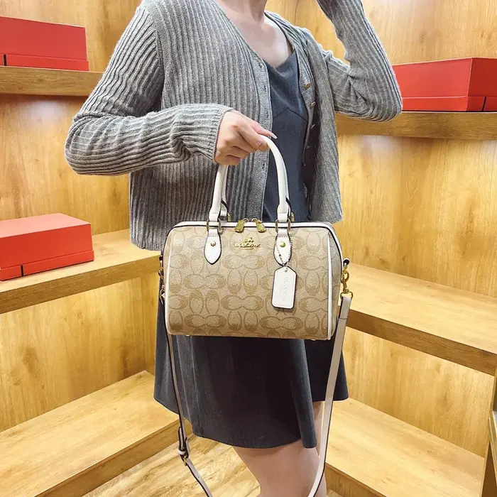 Sac à main élégant en cuir pour femme