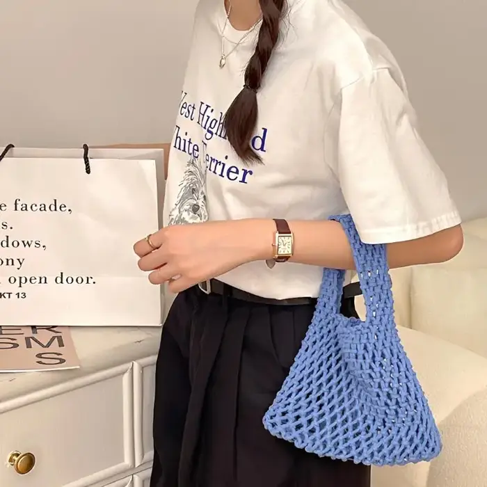 Sac à main tricoté, pochette à bandoulière tissée à la main ajourée