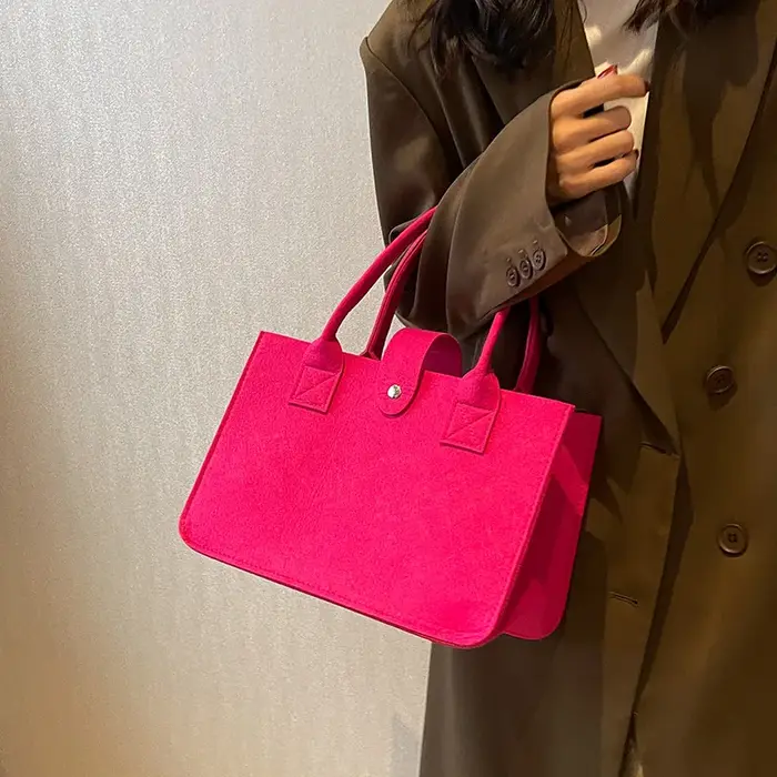 Sac à main en feutre tendance version filet
