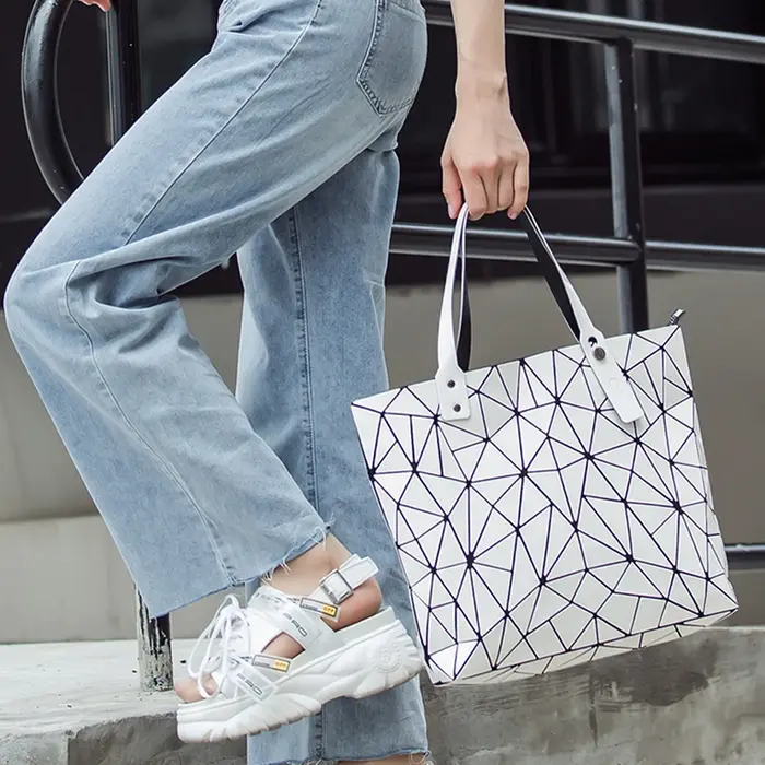 Nouveaux sacs à main argentés pour femmes 2026 – Grand sac fourre-tout d'été pour dames