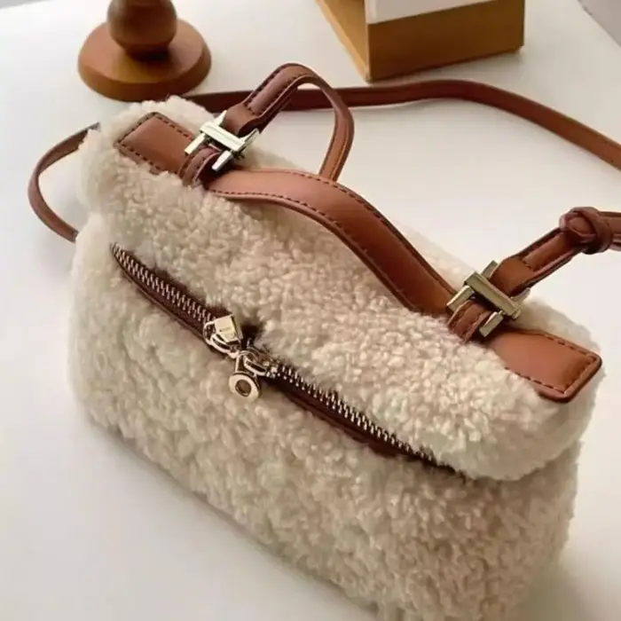 Sac à main en velours de fourrure d'agneau pour femmes