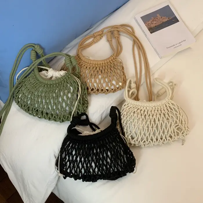 Sac à bandoulière en macramé tressé en paille pour femme