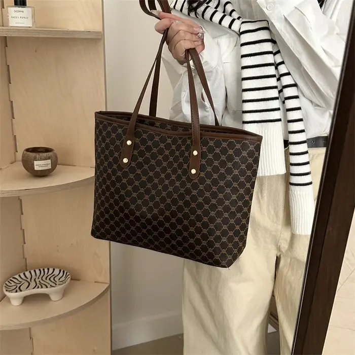Sac fourre-tout polyvalent rétro à la mode pour femmes sacs de créateurs de luxe sac à main