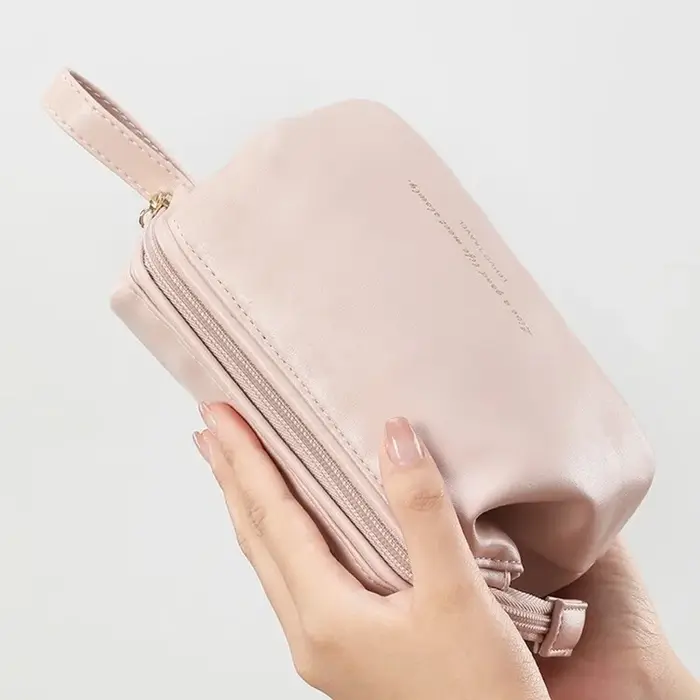 Pochette à maquillage élégante en cuir PU