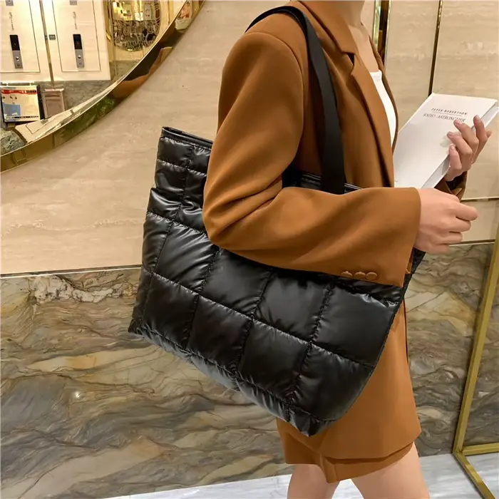 Sac à bandoulière rembourré d'hiver pour femmes