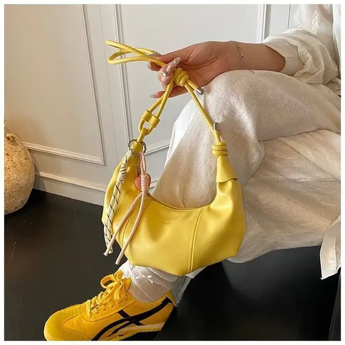 Nouveaux sacs à main élégants en similicuir