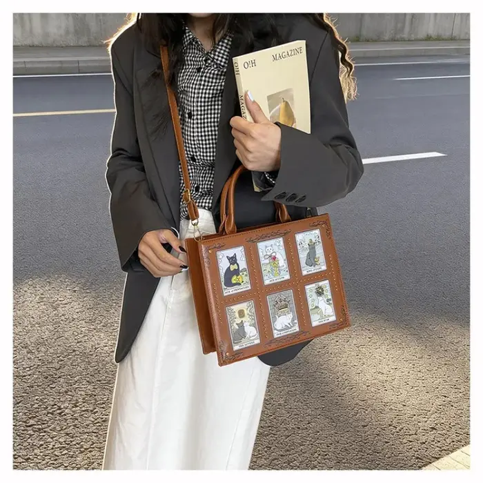 Sac de créateur vintage et de luxe Sac fourre-tout tendance populaire Grande capacité avec broderie délicate Sac à imprimé chat pour femmes