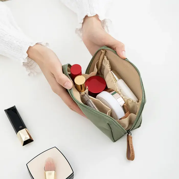 Trousse de maquillage simple pour femmes