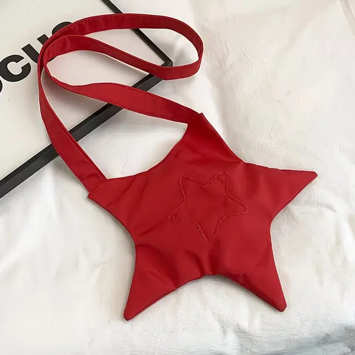 Un sac en tissu jaune à motif étoile mignon